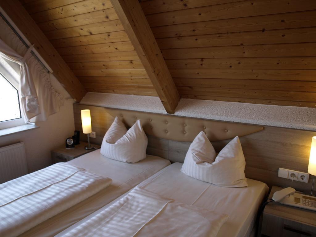 Hotel Airport Filder Post 3*